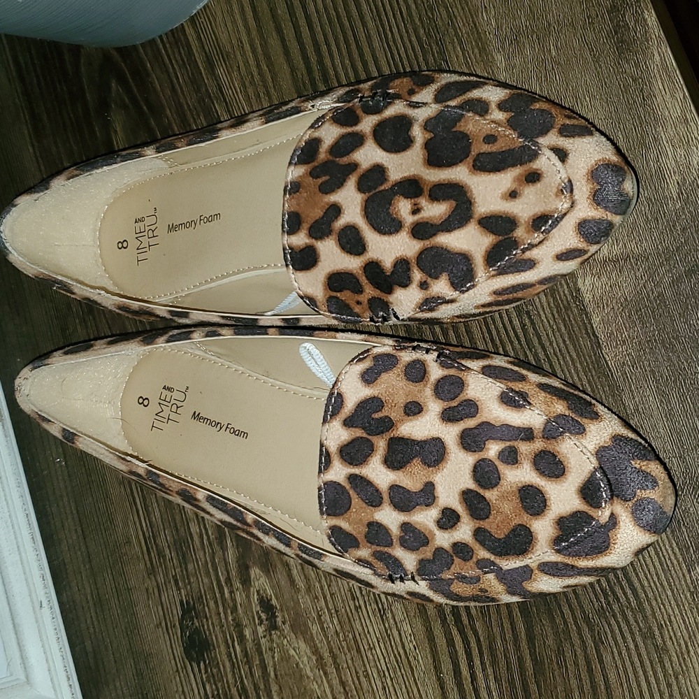 Leopard Flats